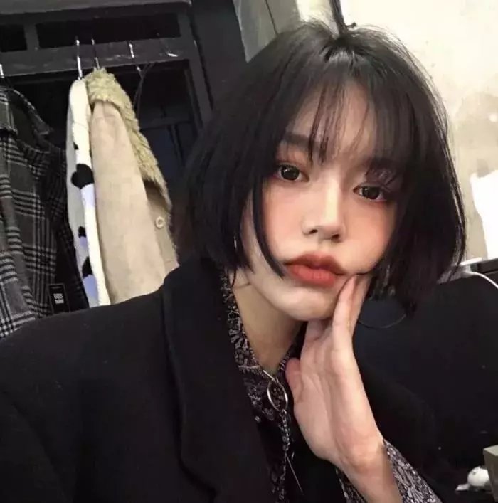 清秀俏佳人